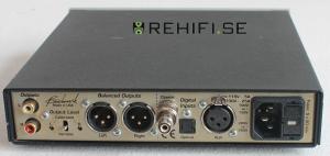 Benchmark DAC1