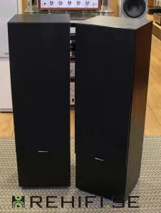 Boston Acoustics T830