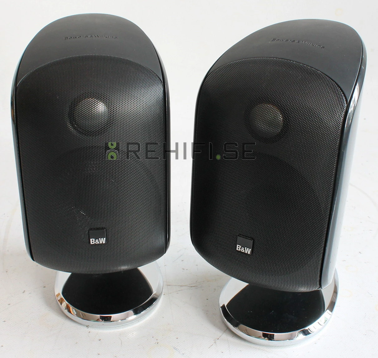 Bowers Wilkins B&W M-1
