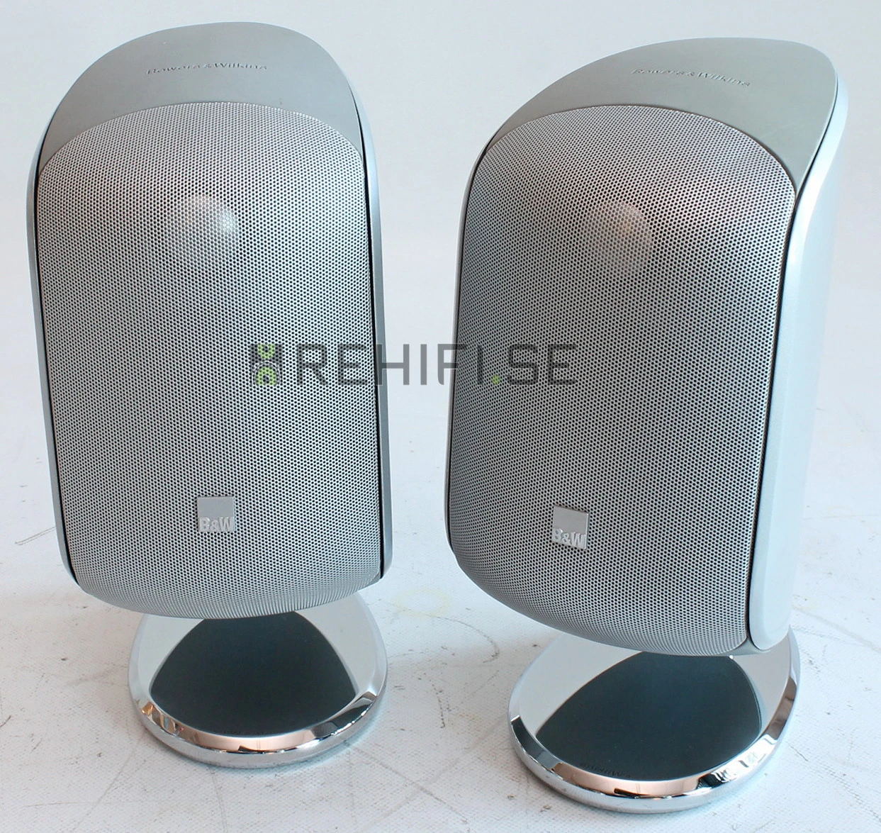 Bowers Wilkins B&W M-1