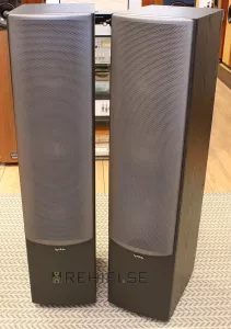 Infinity Beta 40