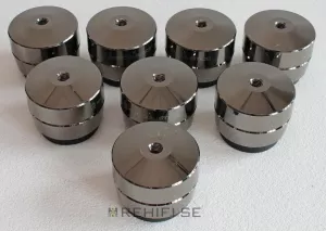 Isoacoustics Gaia II