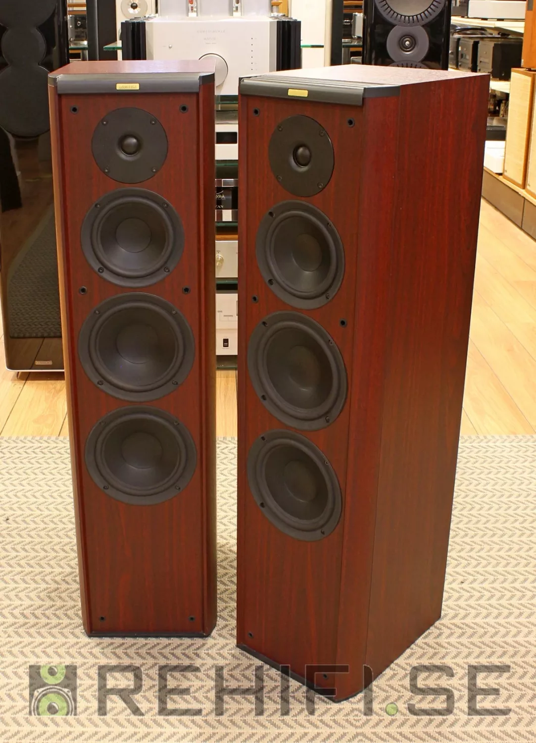 Jamo Classic 8
