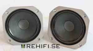 JBL 2105