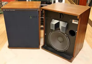JBL 4332