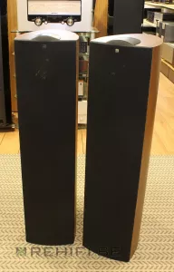 KEF iQ7