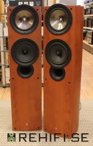 KEF iQ7