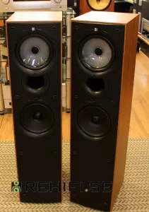 KEF Q55