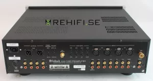 McIntosh C220