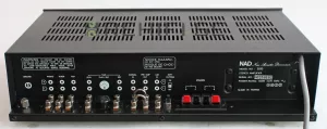 NAD 3020