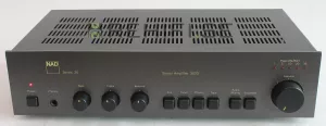NAD 3020