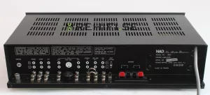NAD 3020