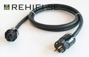 Oyaide Black Mamba