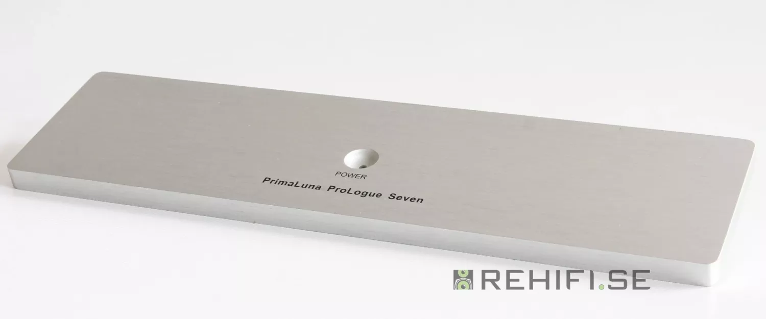 PrimaLuna Front Prologue Seven