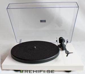 Pro-Ject Debut Carbon DC