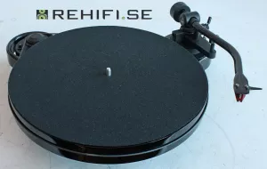 Pro-Ject RPM 1 Carbon