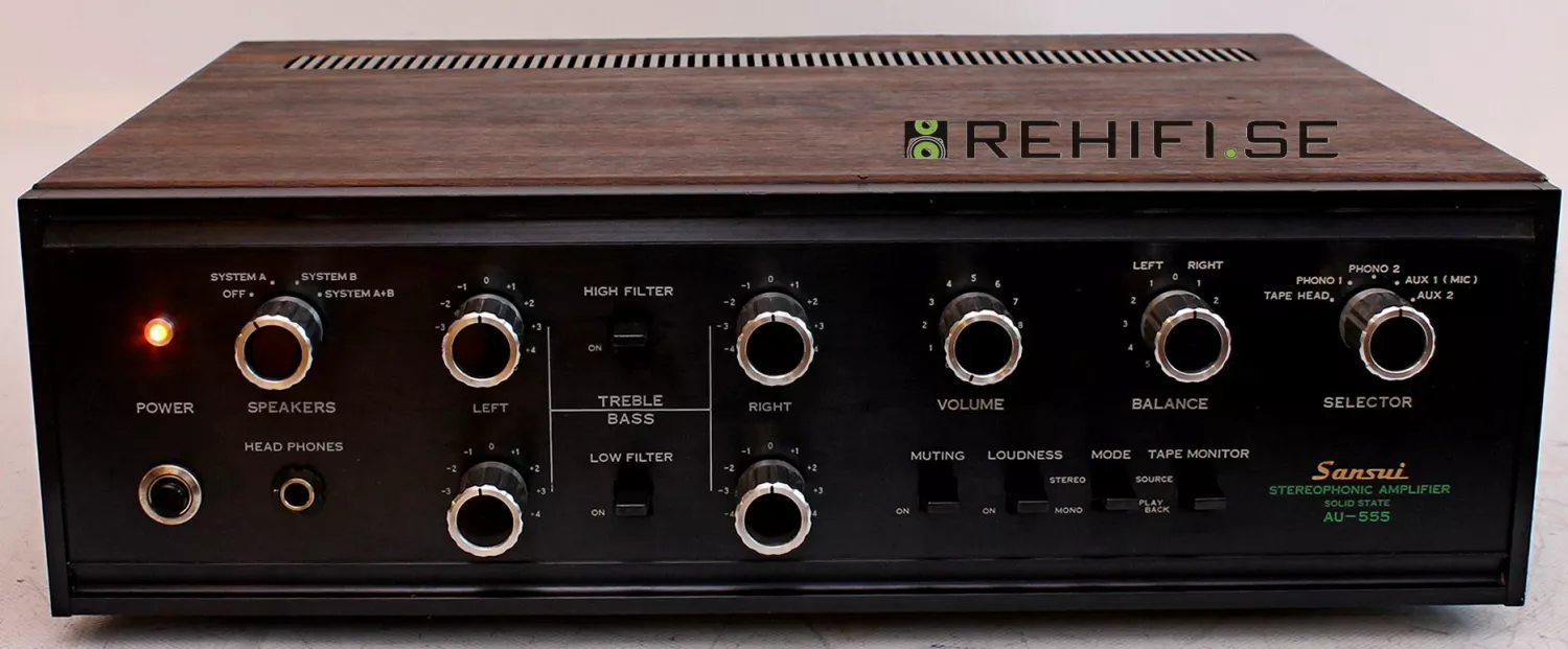 Sansui AU-555