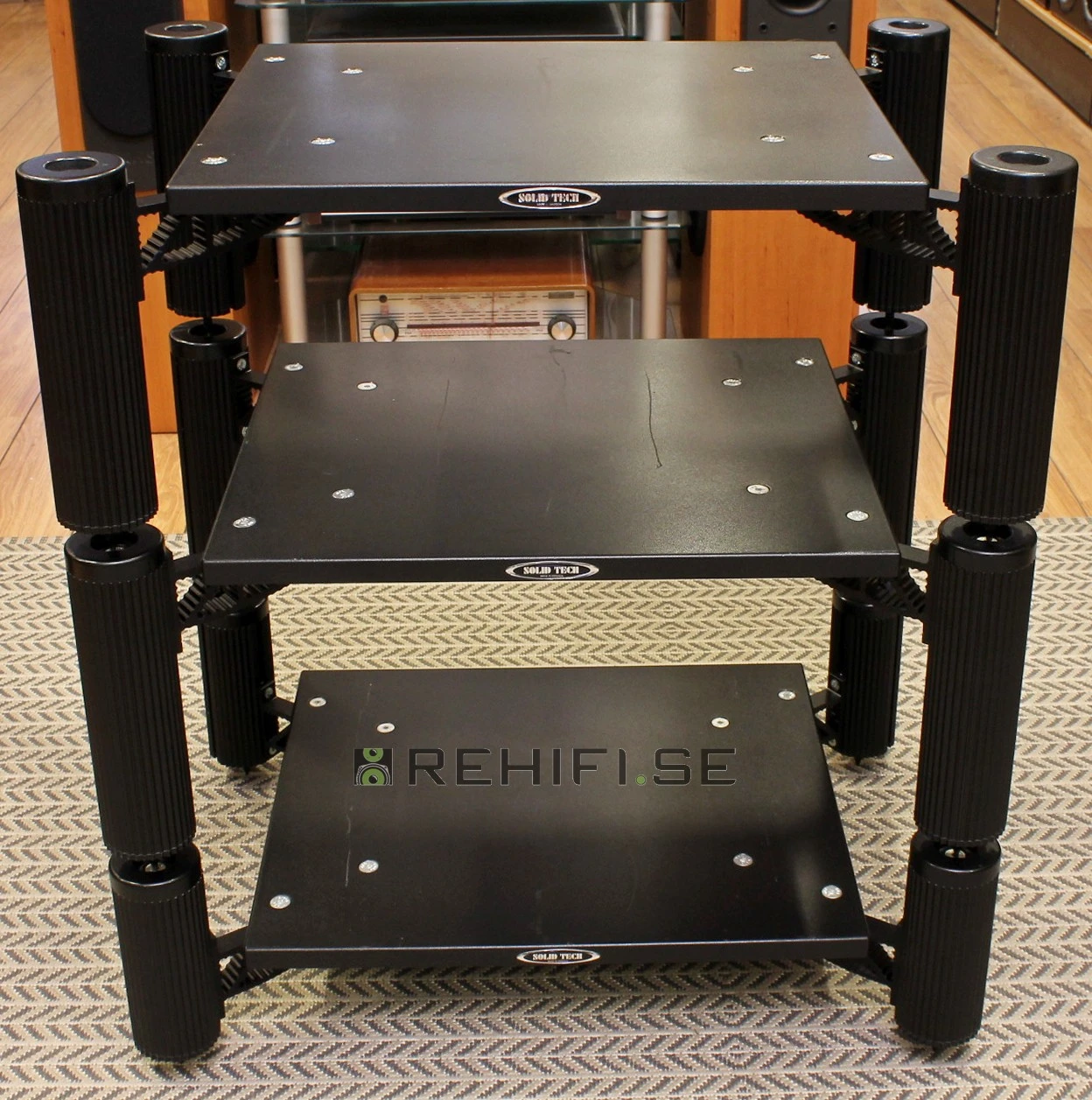 Solid Tech Hybrid Wood Solo 3