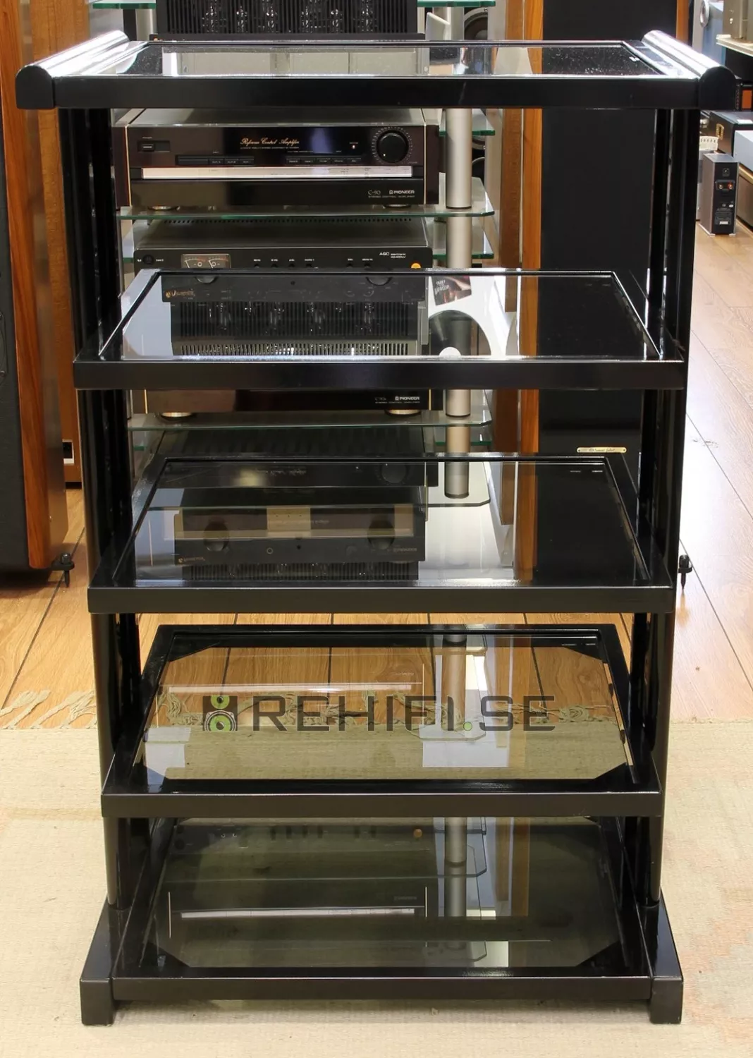 Target Tt5 Rack Target Rack begagnat HiFi-rack från Rehifi