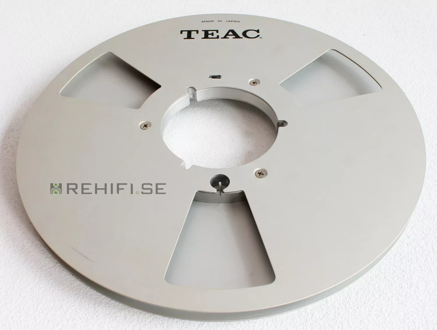 TEAC Metallspole