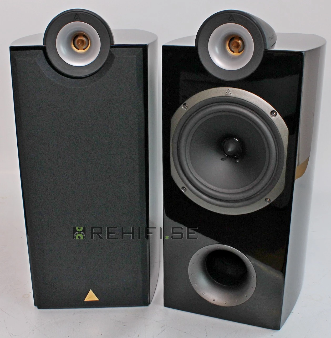 Triangle Genese Trio