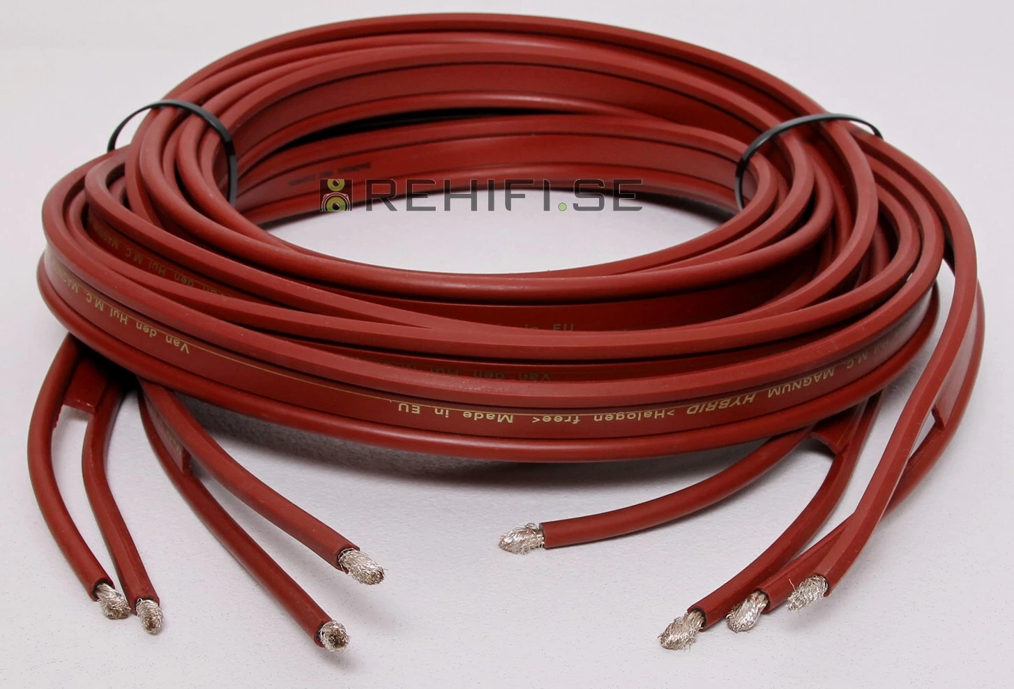 Van den Hul The Magnum Hybrid