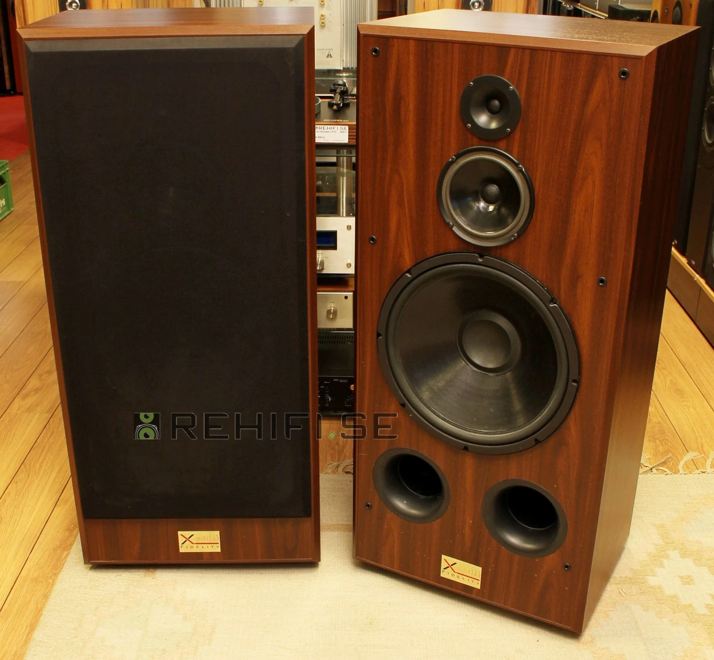 XL Fidelity PG-1500 begagnade golvhögtalare från Rehifi