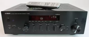 Yamaha R-N602
