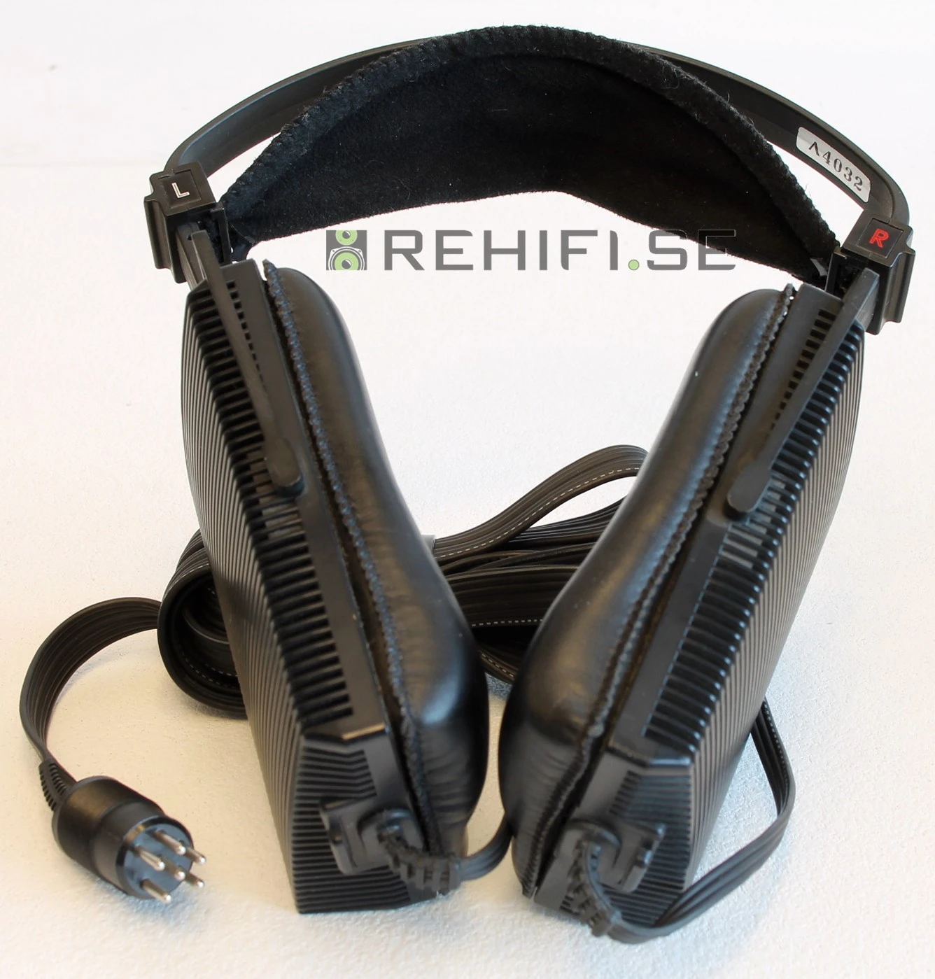 Stax SR-Lambda + SRD X hörlurar med drivenhet från Rehifi