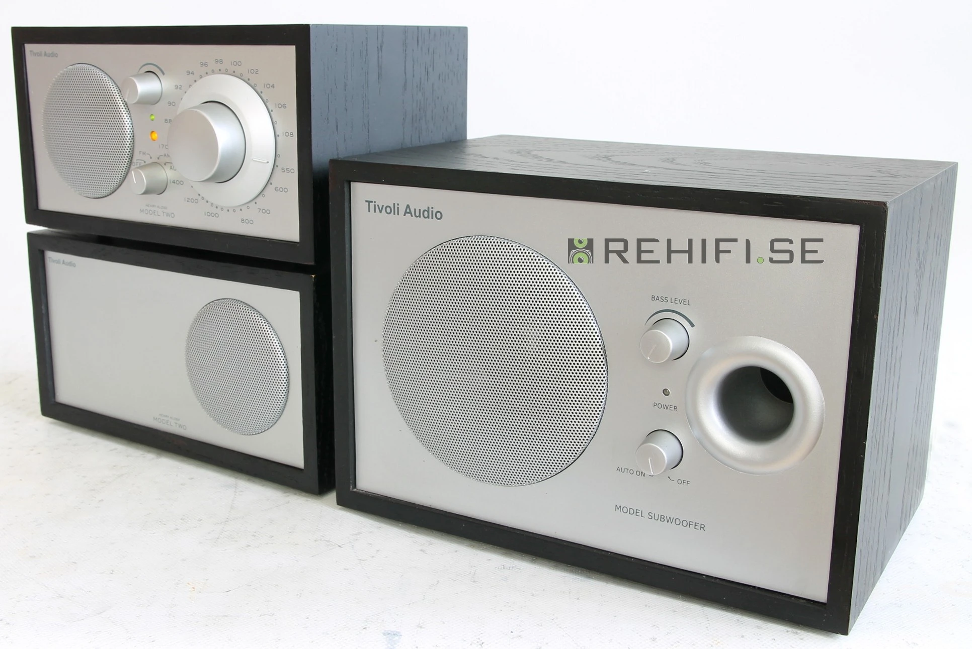 Tivoli Audio Model Two + Model Subwoofer begagnad radio med extra