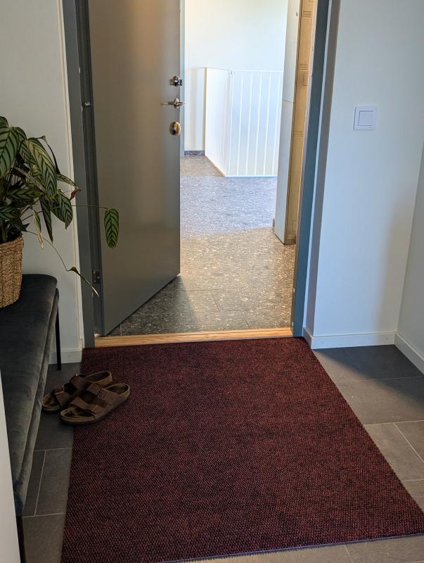 CleanStep Röd - Dörrmatta på metervara - 100cm bredd