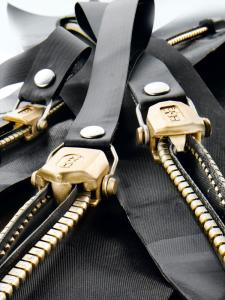 YKK Proseal (Metallkedja till torrdräkt)