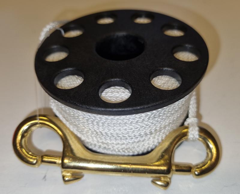 Spole 50 m med double ender i mässing