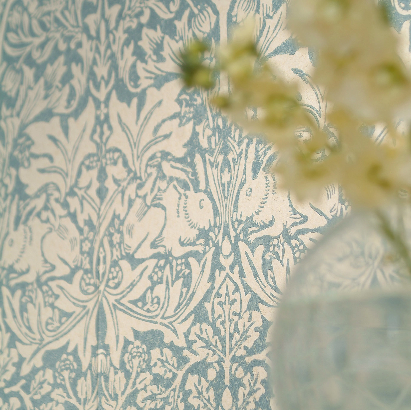 William Morris & Co. - Classic wallpapers - Golden Lily slate/manilla |  Lily wallpaper, Morris wallpapers, Craftsman wallpaper