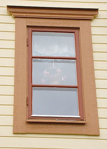 fönsterkarm - sekelskifte - gammaldags stil - klassisk inredning - retro