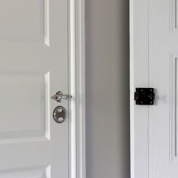 WC-regel rund för modern dörr - Toalettlås nickel - gammaldags inredning - klassisk stil - retro -sekelskifte
