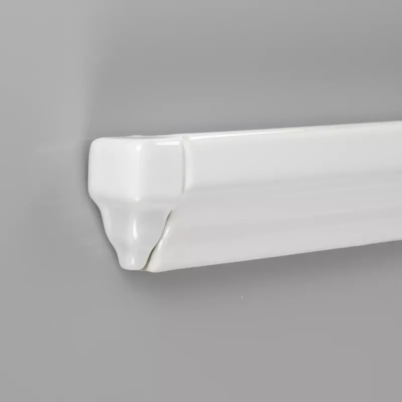 Fliese Victoria - Eckstück für Brustleiste 3,5 x 15 cm weiß