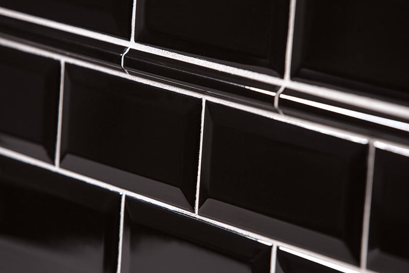 Kakel Victoria - Dekorlist symmetrisk 1,7 x 15 cm svart, blank - gammaldags inredning - klassisk stil - retro - sekelskifte