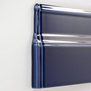 Fliese Victoria – Eckstück für Bodensockel 15 x 15 cm ultramarinblau