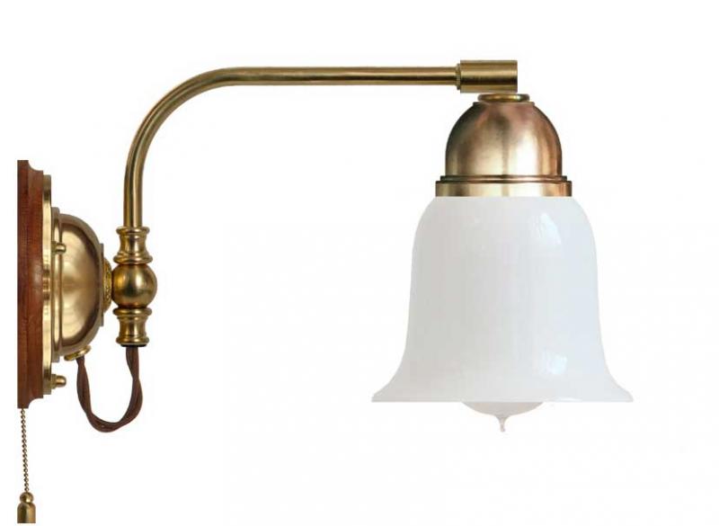 Vegglampe - Gripenberg messing opalhvit klokke - arvestykke - gammeldags dekor - klassisk stil - retro - sekelskifte