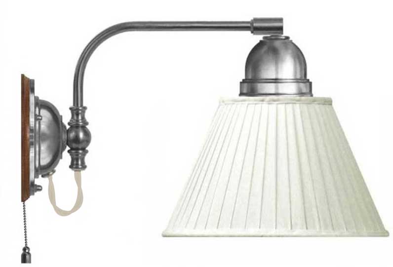 Vegglampe - Gripenberg nikkel hvit tekstilskjerm - arvestykke - gammeldags dekor - klassisk stil - retro