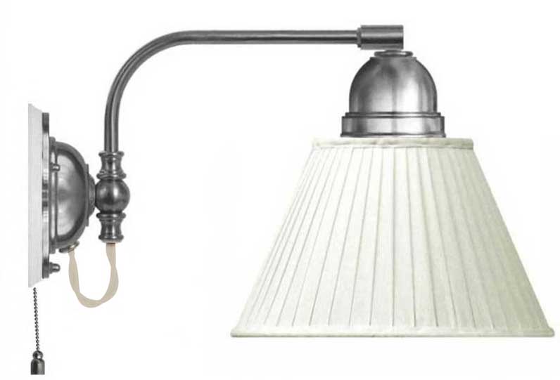 Vegglampe - Gripenberg nikkel hvit tekstilskjerm - arvestykke - gammeldags dekor - klassisk stil - retro