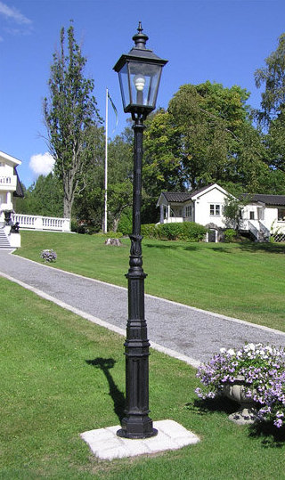Exterior Lamp - Lamp-post Ljuså S4 - oldschool style - old fashioned