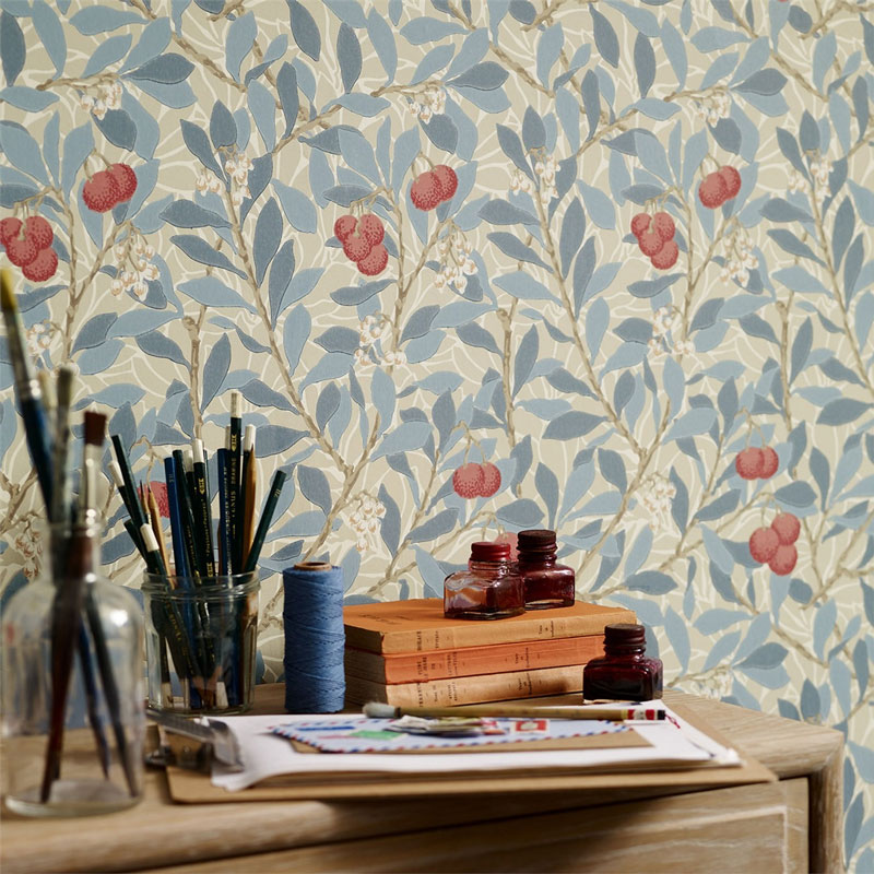 William Morris & Co. - Classic wallpapers - Arbutus Woad/Russet
