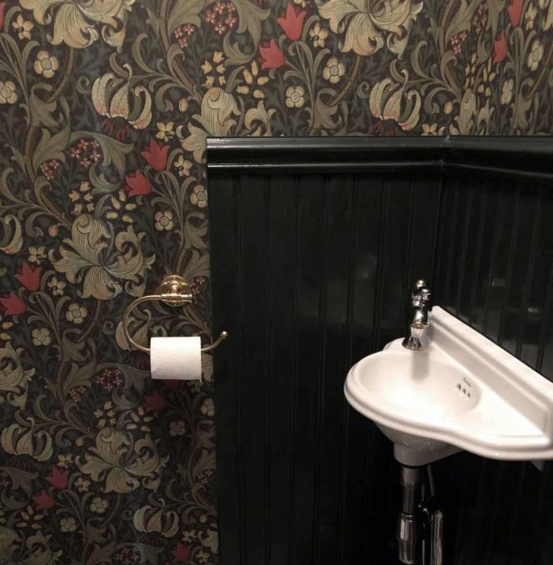 Wallpaper Inspiration William Morris & Co. Wallpaper - Golden Lily Charcoal/Olive - old style - vintage style - classic interior - retro