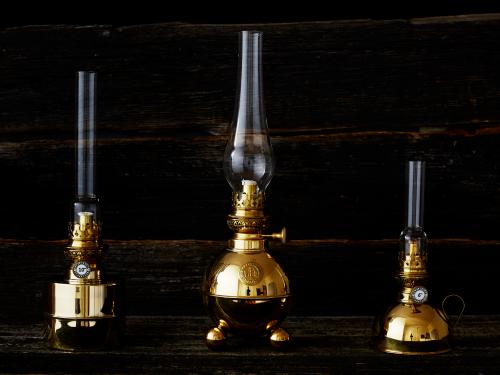 Beautiful kerosene lamps in brass - old style - vintage interior - old fashioned style - classic interior