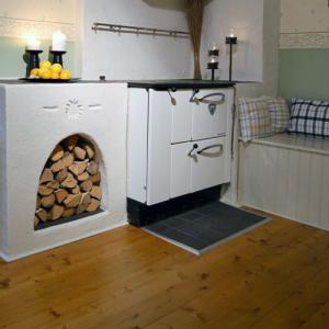 Swedish Pine floor - old fashioned style - vintage interior - classic style - retro
