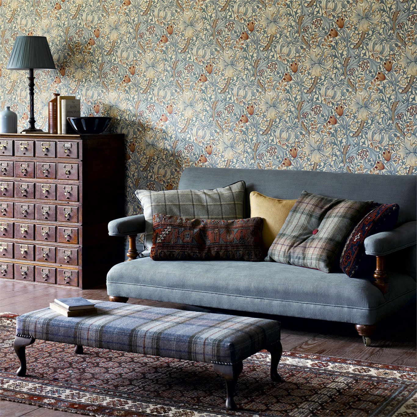 William Morris & Co. Classic wallpapers Golden Lily William Morris & Co. Classic wallpapers Golden Lily