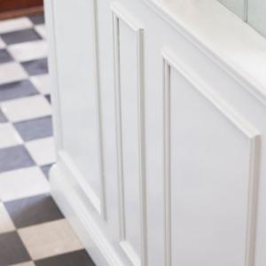 Old style trims & moldings - Period style - old fashioned style - vintage interior - classic style - retro