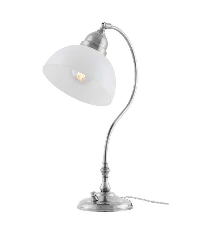 Bordlampe - Lagerlöf nikkel med opalhvit glasskjerm - arvestykke - gammeldags dekor - klassisk stil - retro - sekelskifte